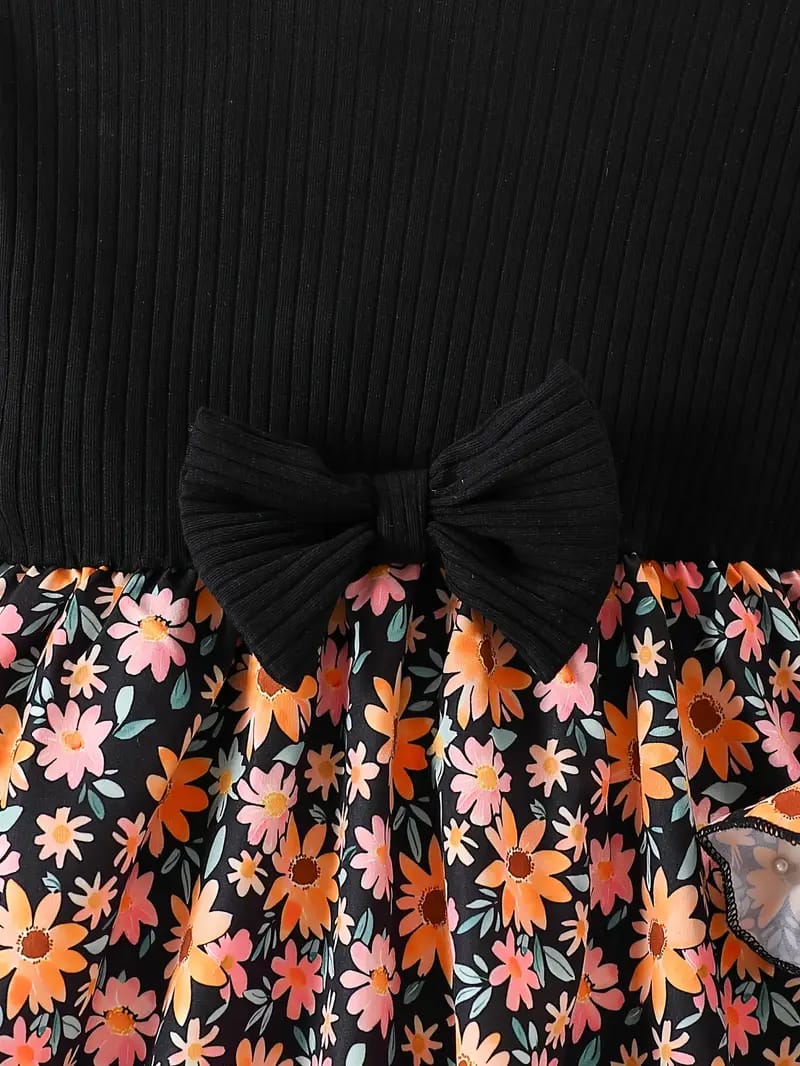 Elegant Floral Charm – Black & Daisy Print Baby Girl Dress