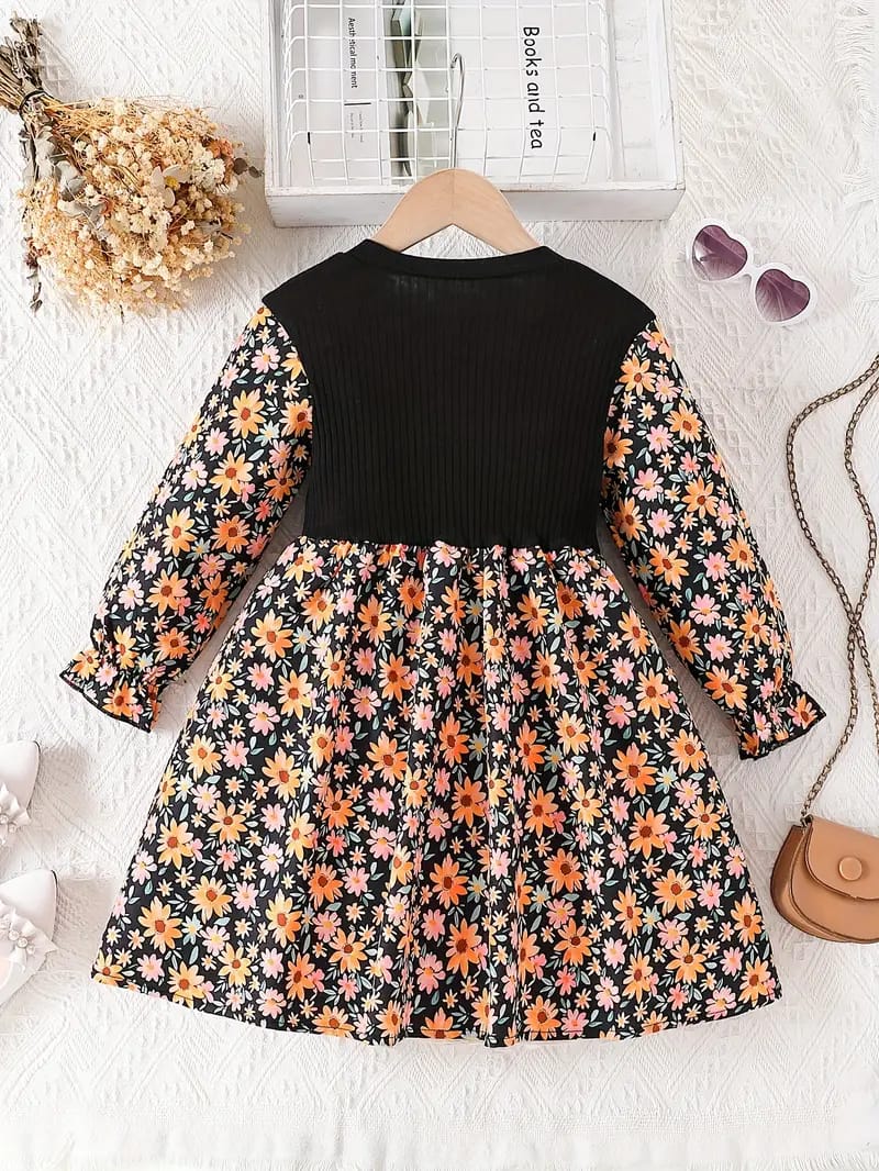 Elegant Floral Charm – Black & Daisy Print Baby Girl Dress
