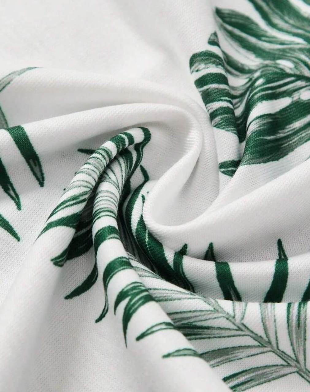 Green leaf printed amazing t-shirt & short