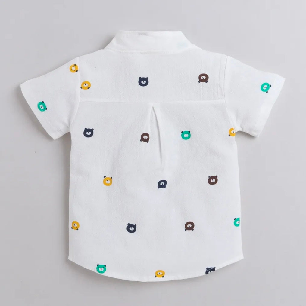 White shirt and brown short for kide